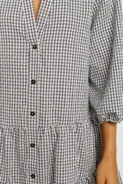 Petal And Pup Womens Daria Dress -Elegant Women Wear Store GUEST 2b725047 8ac8 4b7e ba67 758c3857c234