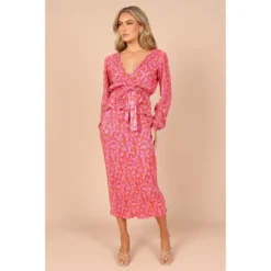 Petal And Pup Womens Minelli Pleat Top 14 Petal And Pup Womens Minelli Pleat Top -Elegant Women Wear Store GUEST 47cf6f82 0d8a 4eb4 8fe5 3001649e3213