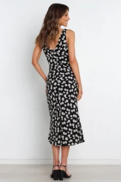 Petal And Pup Womens Lyla Dress -Elegant Women Wear Store GUEST 939ca344 fad7 4f93 ae10 a4ad6e82b5af