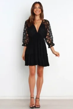 Petal And Pup Womens Carrie Dress