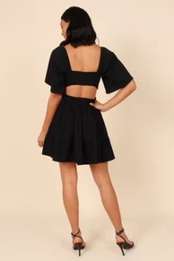 Petal And Pup Womens Jordyn Cut Out Mini Dress -Elegant Women Wear Store GUEST a5f34437 2fc6 4467 8f98 a628edc4510a