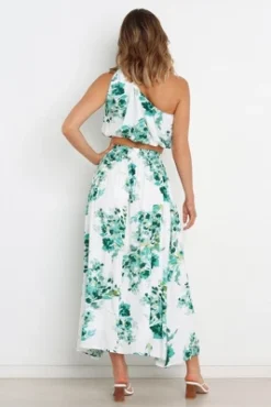 Petal And Pup Womens Laura Top -Elegant Women Wear Store GUEST bbdcdab8 475a 4a98 8cd1 cf60a642f24a