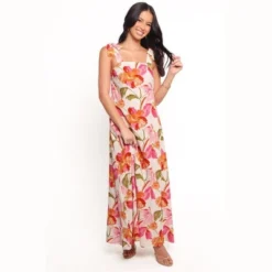 Larkey Maxi Dress -Elegant Women Wear Store GUEST ce1cfcaf b092 4c64 aed0 a4026d611c88