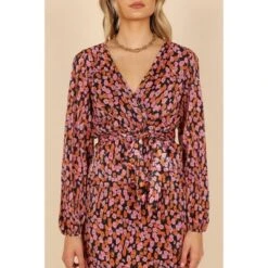 Petal And Pup Womens Minelli Pleat Top 17 Petal And Pup Womens Minelli Pleat Top -Elegant Women Wear Store GUEST cf3045ed e8e1 4a8d a372 5b55c28b82be